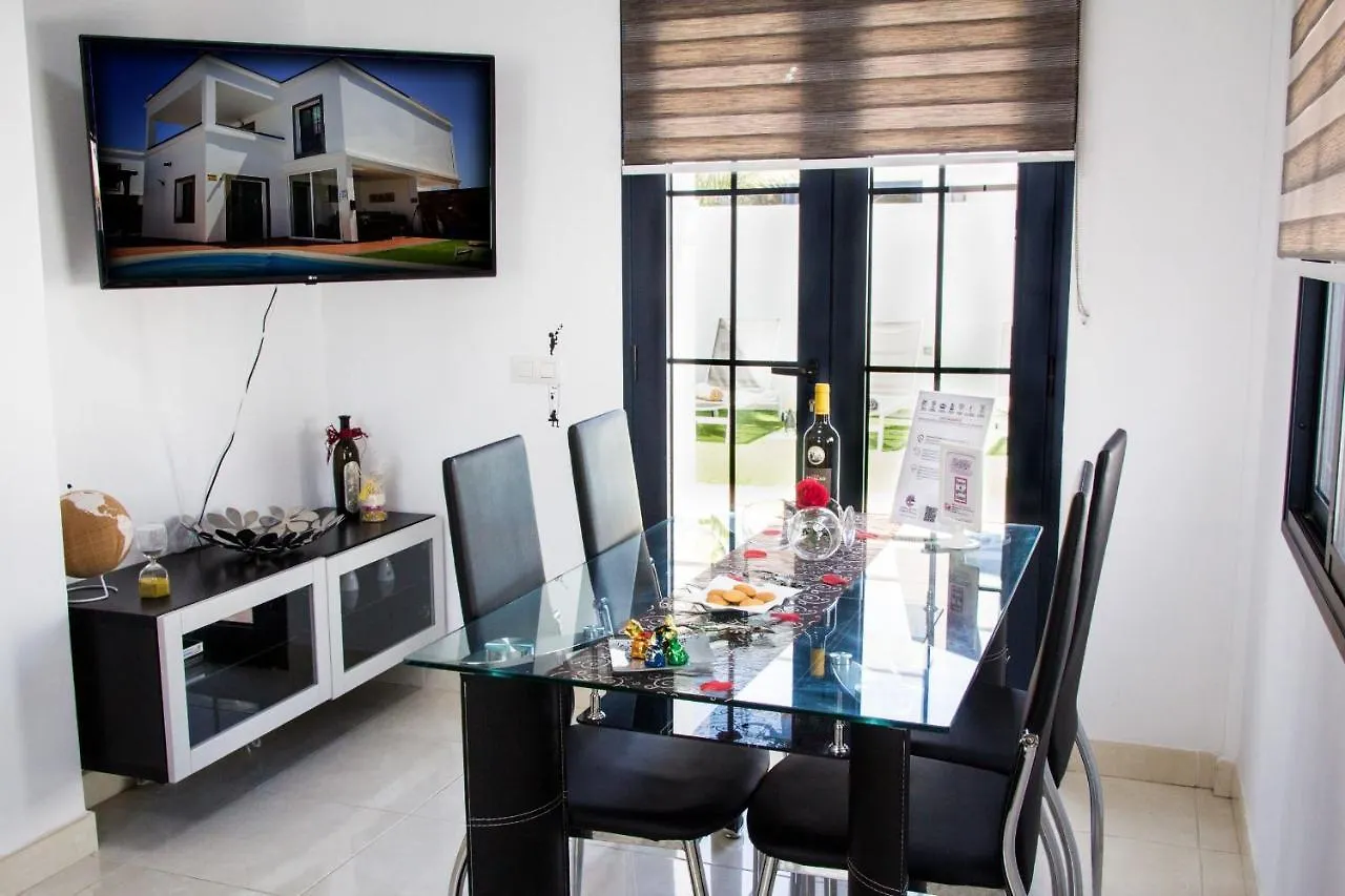 Villa Garoed Playa Blanca  Spain